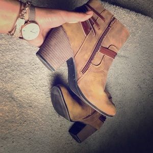 Big Buddha boot heels.